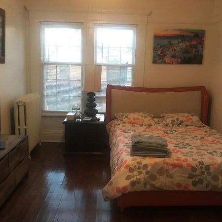 5 Star Victorian Mansion-Downtown No Locals Bed & Breakfast Erie Bagian luar foto