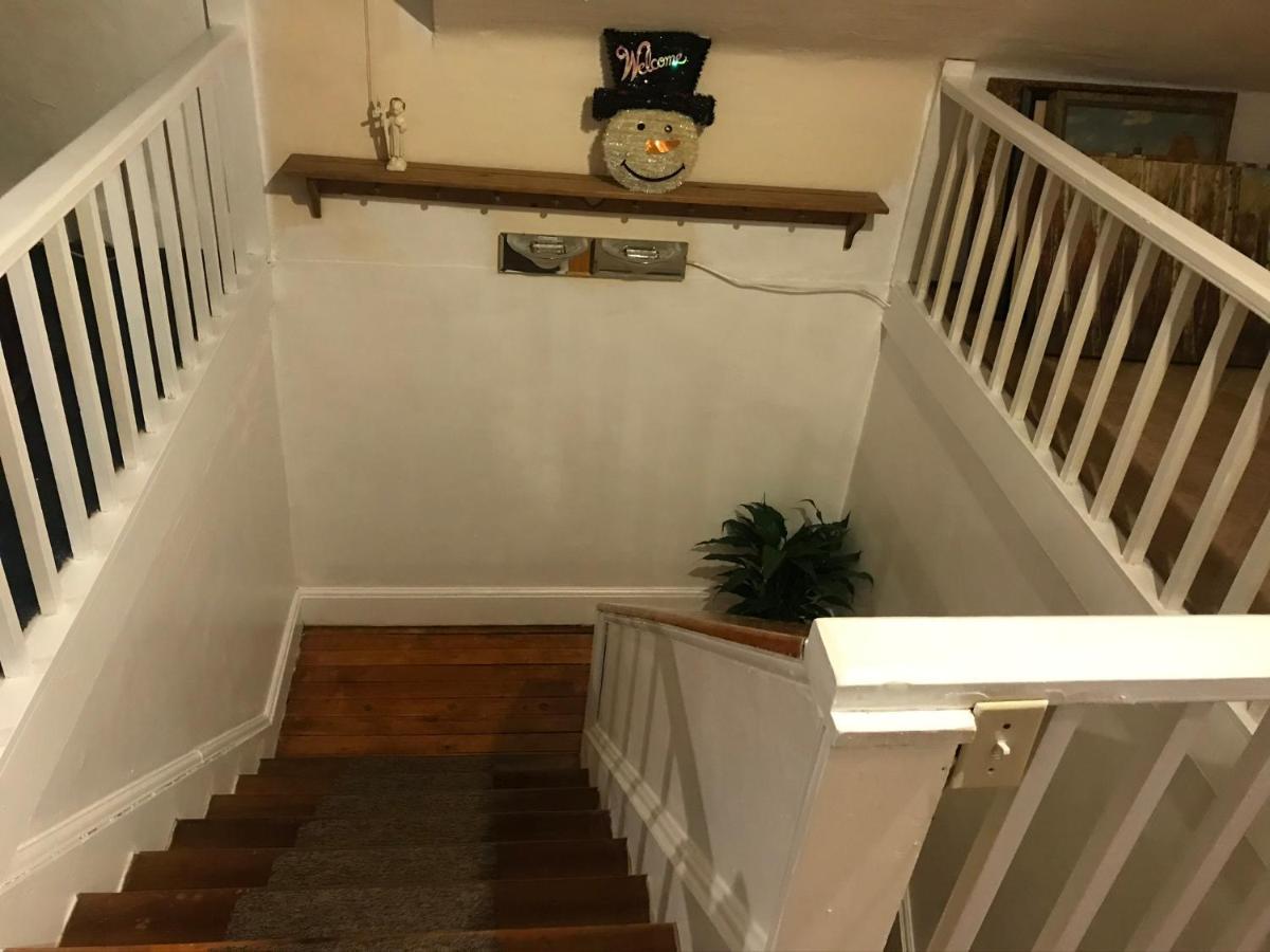 5 Star Victorian Mansion-Downtown No Locals Bed & Breakfast Erie Bagian luar foto