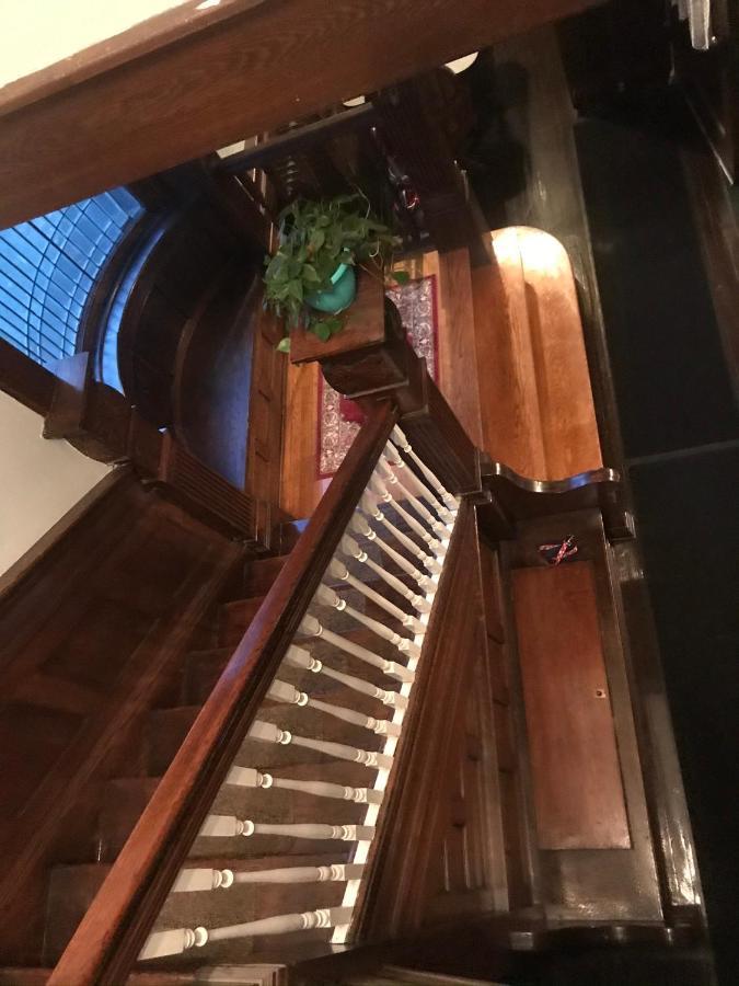5 Star Victorian Mansion-Downtown No Locals Bed & Breakfast Erie Bagian luar foto